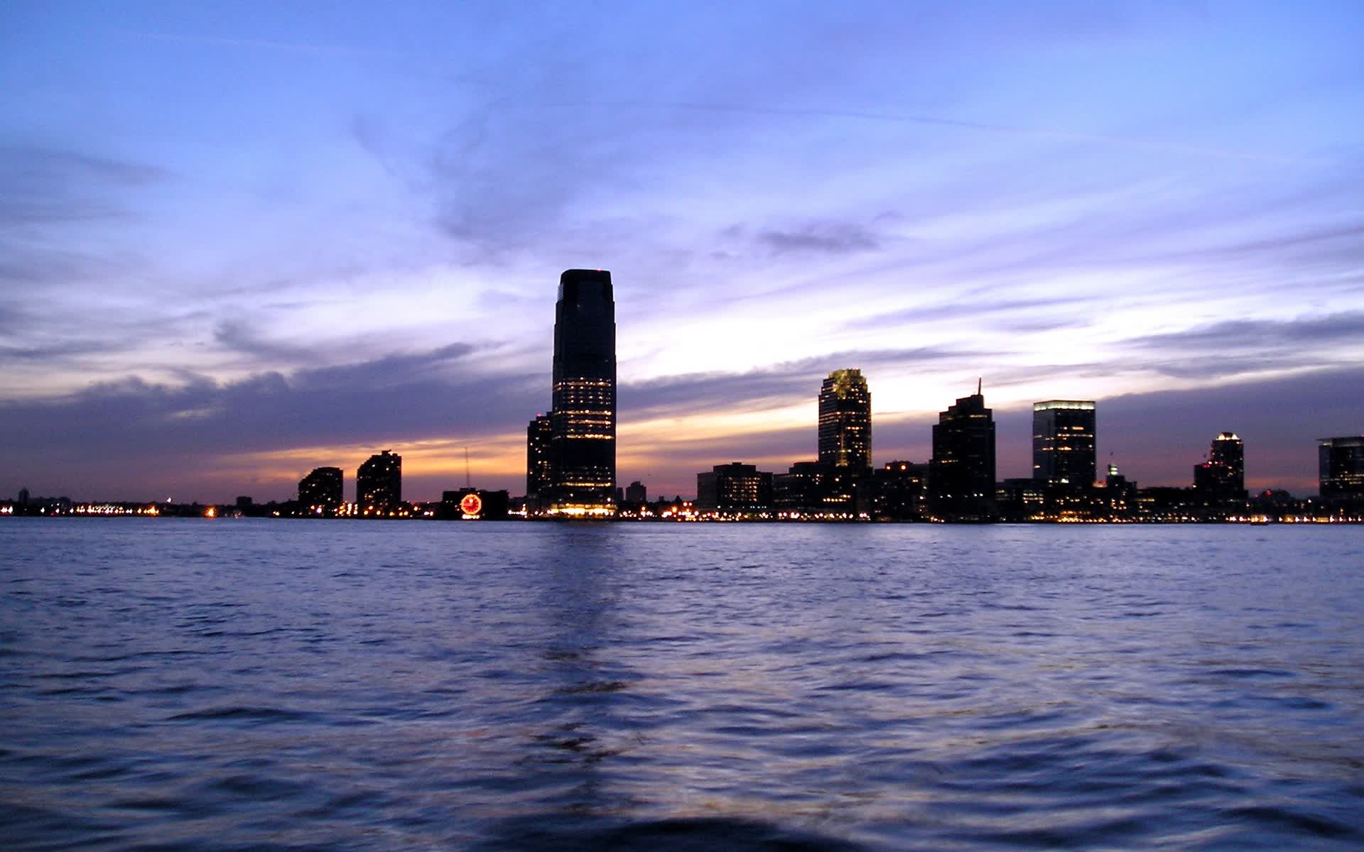 世界短跑线上对抗赛年度技术白皮书第23版征询行业意见，2021世界短跑